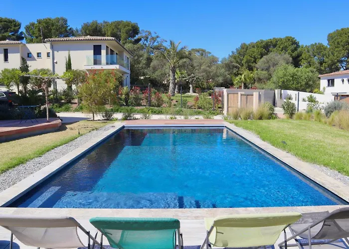 Seabel - Le Standing Avec Piscine Et Vue * Hyères